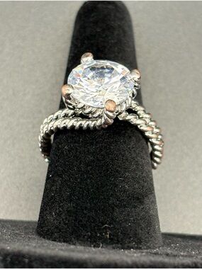 Source Unknown Silver Tone Rope Band Ring with Large Clear Stone